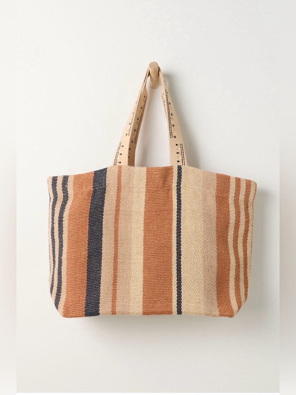 Free People Copacabana Tote in Natural
